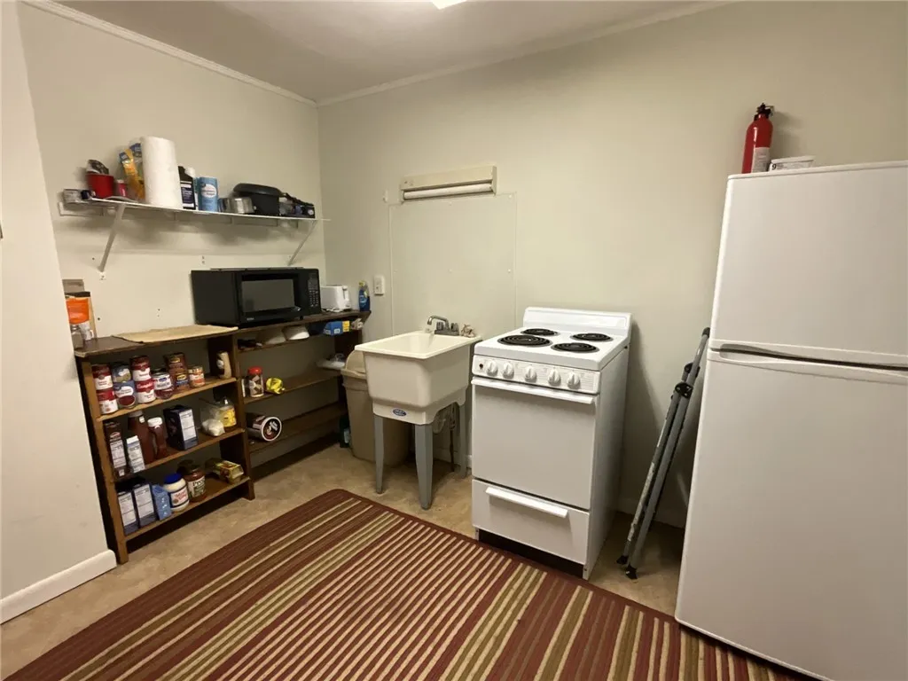 9 South Chenango Street, Greene, New York 13778, Greene, New York 13778, ,Commercial Sale,For Sale,9 South Chenango Street, Greene, New York 13778,0,R1604124