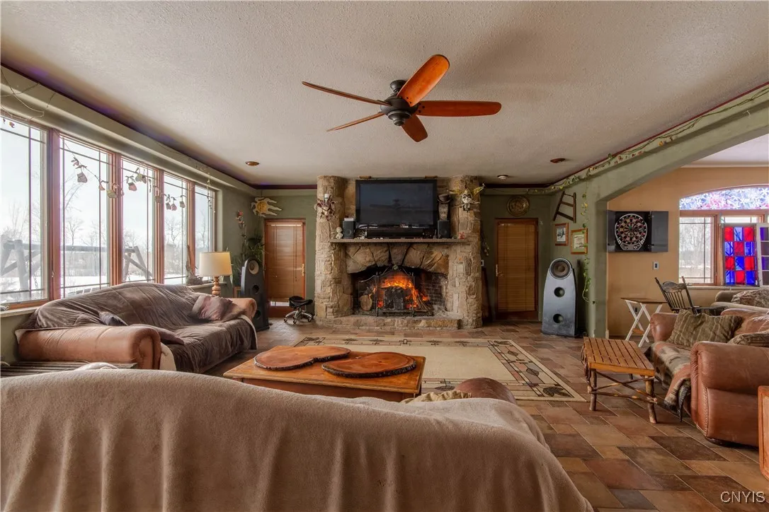 131 Quarry Road, Gouverneur, New York 13642, Gouverneur, New York 13642, 7 Bedrooms Bedrooms, 24 Rooms Rooms,5 BathroomsBathrooms,Residential,Closed,131 Quarry Road, Gouverneur, New York 13642,0,S1603331
