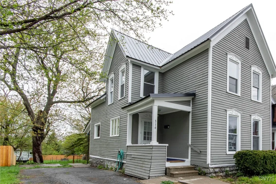 316 South Meadow Street, Watertown-city, New York, Watertown City, New York 13601, 3 Bedrooms Bedrooms, 7 Rooms Rooms,1 BathroomBathrooms,Residential,Closed,316 South Meadow Street, Watertown-city, New York ,0,S1601194