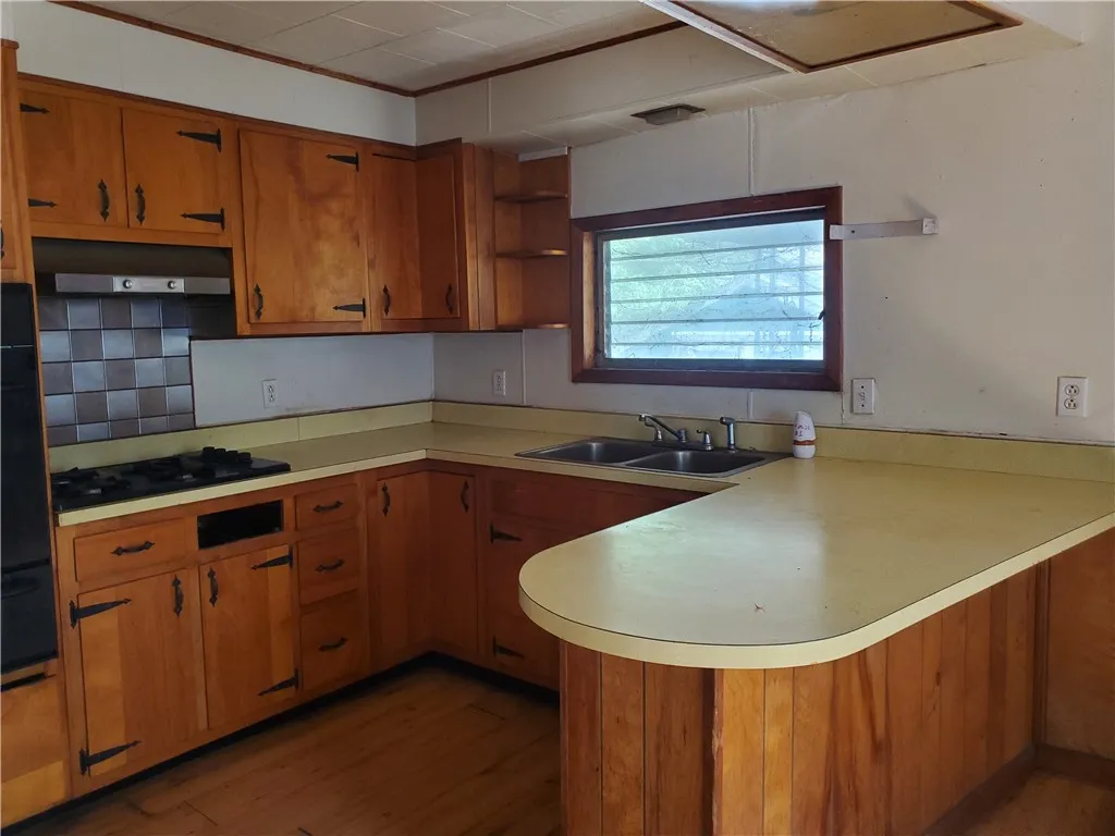 212 Mechanic Street, Elmira-city, New York 14904, Elmira City, New York 14904, 2 Bedrooms Bedrooms, 6 Rooms Rooms,1 BathroomBathrooms,Residential,Closed,212 Mechanic Street, Elmira-city, New York 14904,0,R1604320