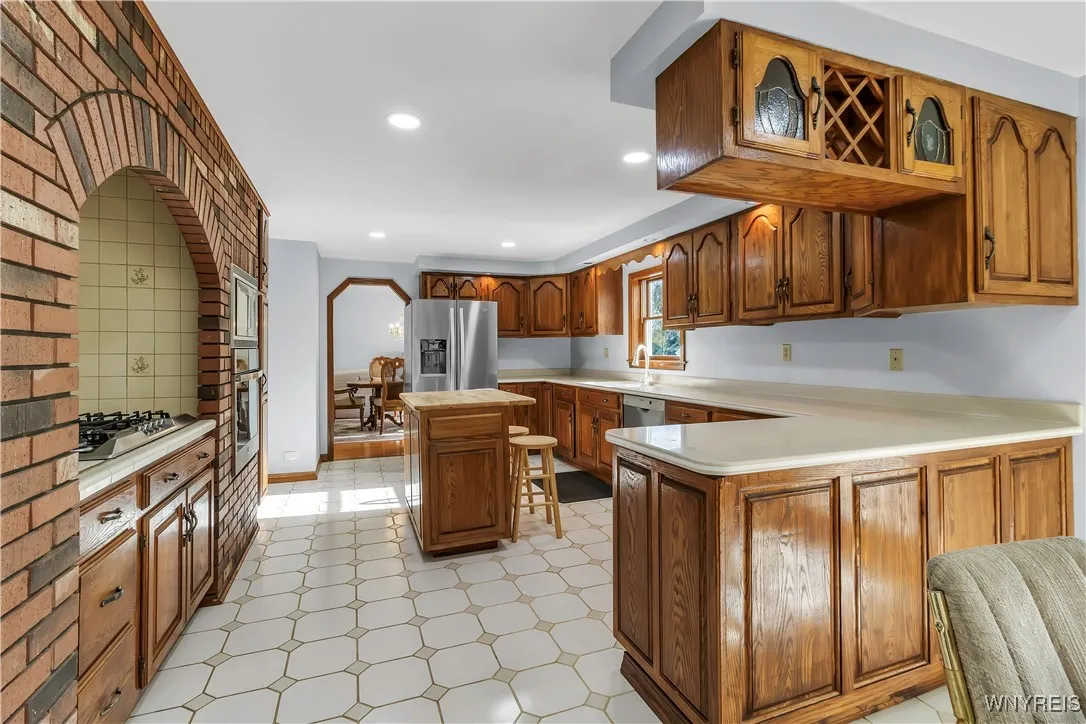 3379 Baker Road, Orchard Park, New York 14127, Orchard Park, New York 14127, 4 Bedrooms Bedrooms, 13 Rooms Rooms,2 BathroomsBathrooms,Residential,Closed,3379 Baker Road, Orchard Park, New York 14127,0,B1604262