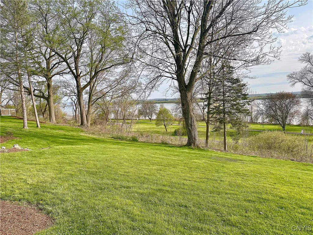 103 Hiawatha, Salina, New York 13088, Salina, New York 13088, 3 Bedrooms Bedrooms, 5 Rooms Rooms,2 BathroomsBathrooms,Residential,Closed,103 Hiawatha, Salina, New York 13088,0,S1602590