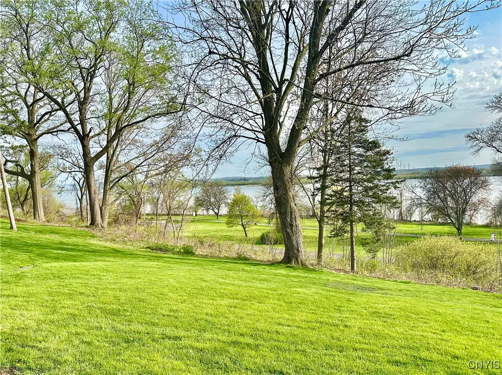 103 Hiawatha, Salina, New York 13088, Salina, New York 13088, 3 Bedrooms Bedrooms, 5 Rooms Rooms,2 BathroomsBathrooms,Residential,Closed,103 Hiawatha, Salina, New York 13088,0,S1602590