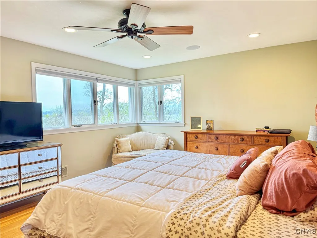 103 Hiawatha, Salina, New York 13088, Salina, New York 13088, 3 Bedrooms Bedrooms, 5 Rooms Rooms,2 BathroomsBathrooms,Residential,Closed,103 Hiawatha, Salina, New York 13088,0,S1602590