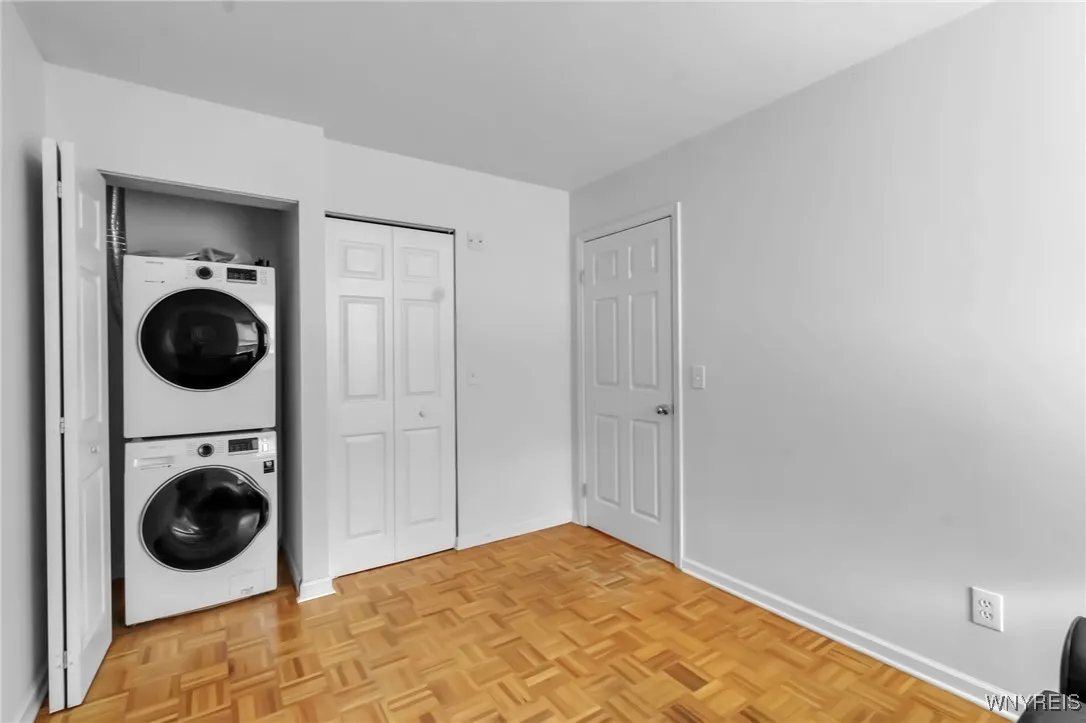 900 Delaware Avenue 101, Buffalo, New York 14209, Buffalo, New York 14209, 2 Bedrooms Bedrooms, 7 Rooms Rooms,1 BathroomBathrooms,Residential,Closed,900 Delaware Avenue 101, Buffalo, New York 14209,0,B1604156