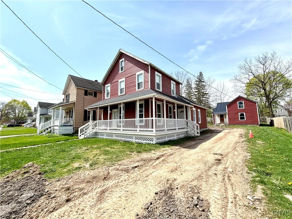 7 Grove Avenue, Auburn, New York 13021, Auburn, New York 13021, 2 Bedrooms Bedrooms, 5 Rooms Rooms,1 BathroomBathrooms,Residential Lease,Closed,7 Grove Avenue, Auburn, New York 13021,0,S1604359