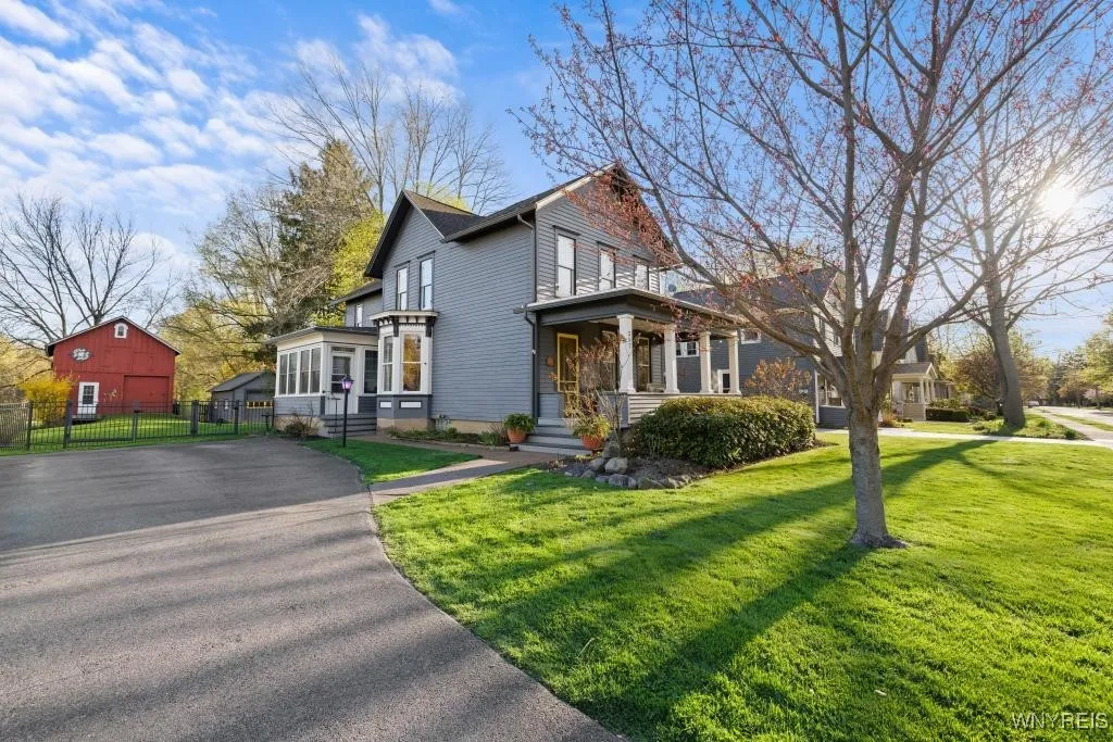357 Prospect Avenue, Aurora, New York 14052, Aurora, New York 14052, 4 Bedrooms Bedrooms, 4 Rooms Rooms,2 BathroomsBathrooms,Residential,Closed,357 Prospect Avenue, Aurora, New York 14052,0,B1604116