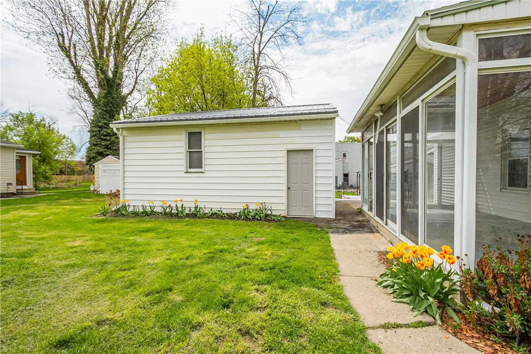 20 Swift Street, Waterloo, New York 13165, Waterloo, New York 13165, 4 Bedrooms Bedrooms, 6 Rooms Rooms,2 BathroomsBathrooms,Residential,Closed,20 Swift Street, Waterloo, New York 13165,0,R1604201