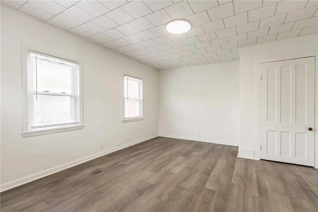 20 Swift Street, Waterloo, New York 13165, Waterloo, New York 13165, 4 Bedrooms Bedrooms, 6 Rooms Rooms,2 BathroomsBathrooms,Residential,Closed,20 Swift Street, Waterloo, New York 13165,0,R1604201
