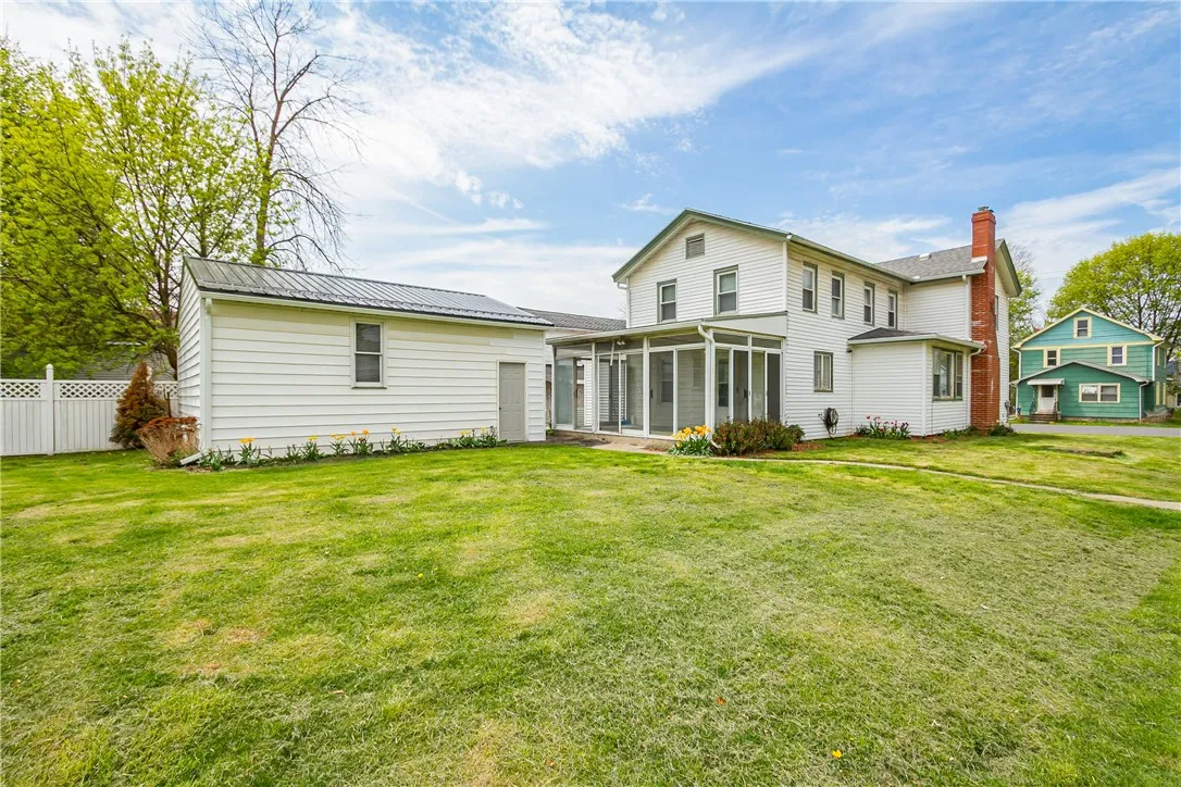 20 Swift Street, Waterloo, New York 13165, Waterloo, New York 13165, 4 Bedrooms Bedrooms, 6 Rooms Rooms,2 BathroomsBathrooms,Residential,Closed,20 Swift Street, Waterloo, New York 13165,0,R1604201