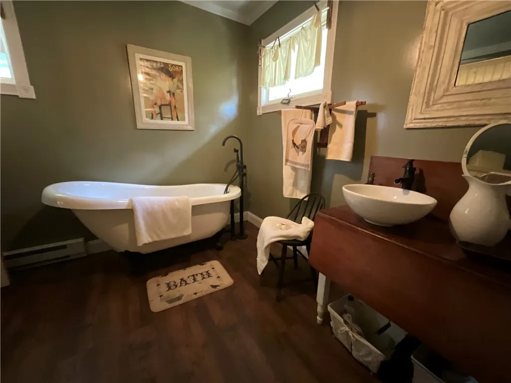 70 East Masonville Pond Road, Masonville, New York, Masonville, New York 13839, 6 Bedrooms Bedrooms, ,3 BathroomsBathrooms,Residential,For Sale,70 East Masonville Pond Road, Masonville, New York,0,R1603366