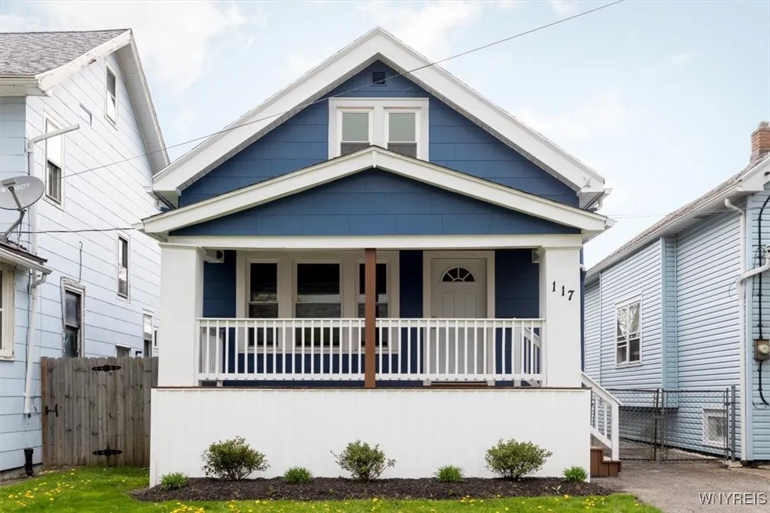 117 Henrietta Avenue, Buffalo, New York 14207, Buffalo, New York 14207, 3 Bedrooms Bedrooms, 7 Rooms Rooms,1 BathroomBathrooms,Residential,Closed,117 Henrietta Avenue, Buffalo, New York 14207,0,B1604204