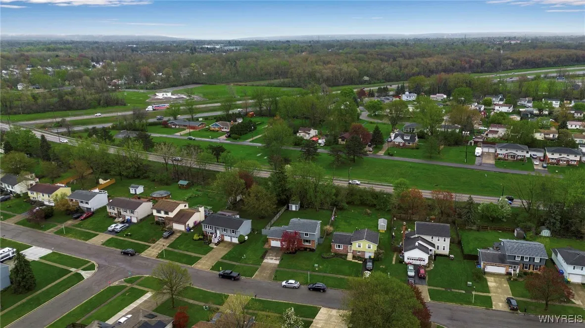 3971 Autumnway Lane, Hamburg, New York 14075, Hamburg, New York 14075, 3 Bedrooms Bedrooms, 6 Rooms Rooms,1 BathroomBathrooms,Residential,Closed,3971 Autumnway Lane, Hamburg, New York 14075,0,B1604269