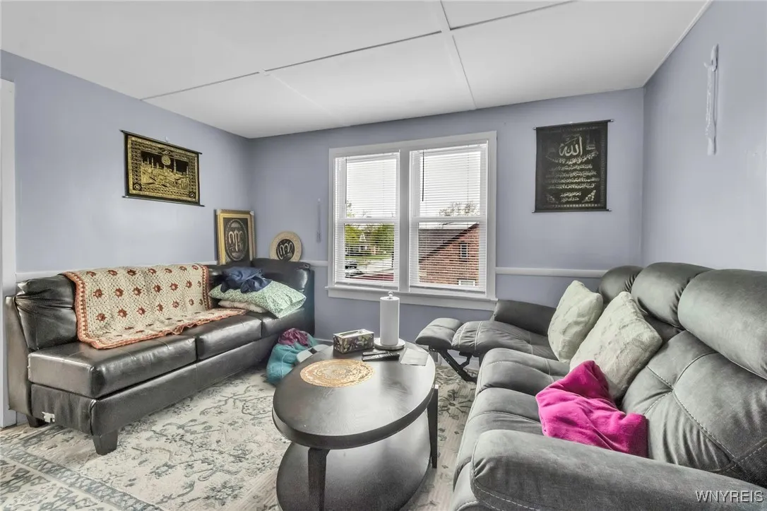 365 Washington Avenue, Tonawanda-town, New York 14, Tonawanda, New York 14217, 4 Bedrooms Bedrooms, ,2 BathroomsBathrooms,Residential,Closed,365 Washington Avenue, Tonawanda-town, New York 14,0,B1604478
