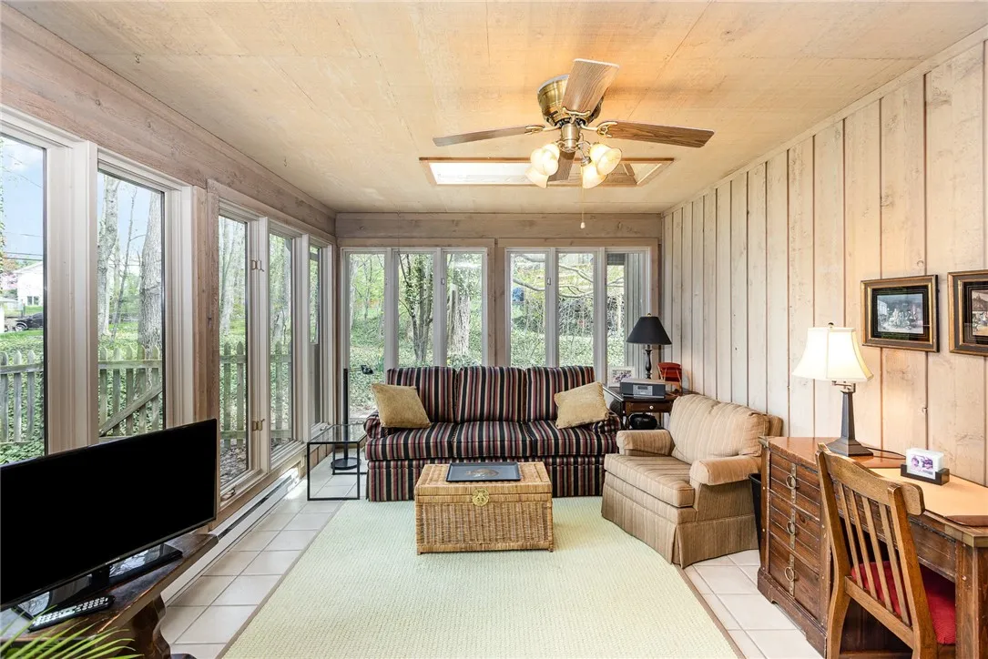 FLORIDA ROOM
