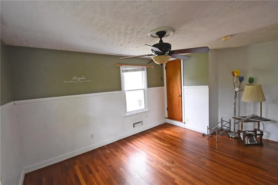 43 Coleman Avenue, Elmira, New York 14905, Elmira, New York 14905, 3 Bedrooms Bedrooms, 7 Rooms Rooms,1 BathroomBathrooms,Residential,Closed,43 Coleman Avenue, Elmira, New York 14905,0,R1604553