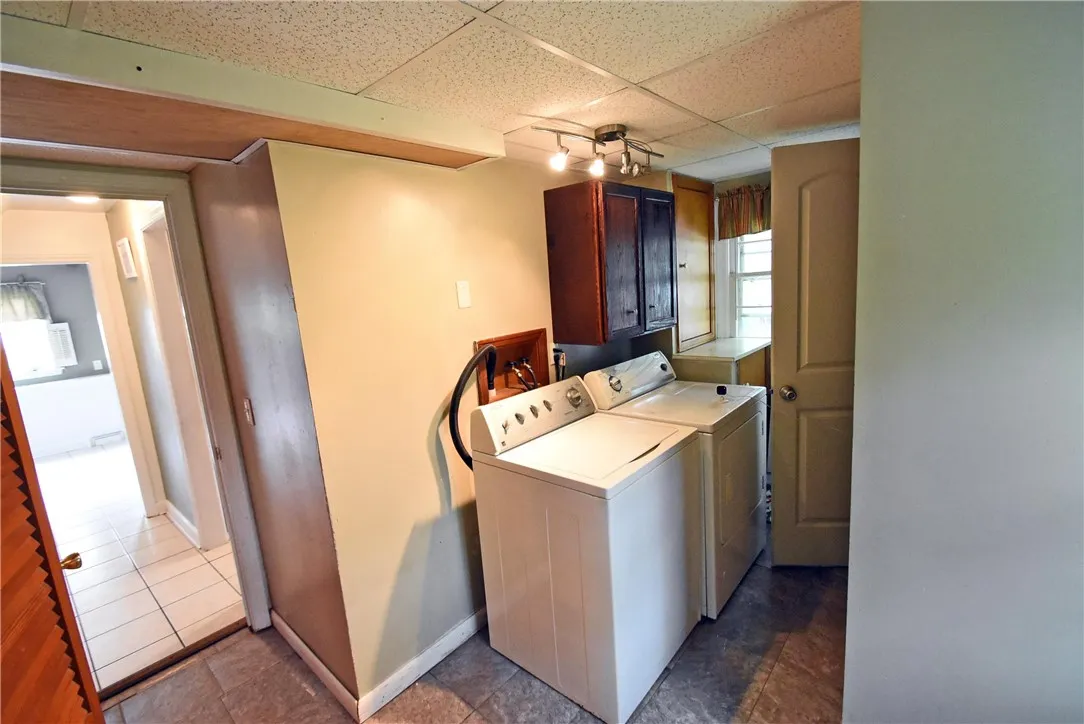 43 Coleman Avenue, Elmira, New York 14905, Elmira, New York 14905, 3 Bedrooms Bedrooms, 7 Rooms Rooms,1 BathroomBathrooms,Residential,Closed,43 Coleman Avenue, Elmira, New York 14905,0,R1604553
