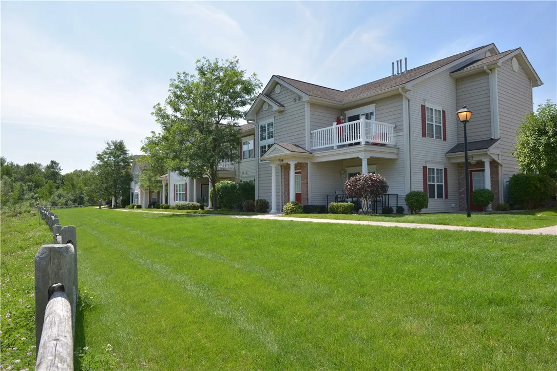 1408 Hill Park Court 705, Chili, New York 14428, Chili, New York 14428, 1 Bedroom Bedrooms, 4 Rooms Rooms,1 BathroomBathrooms,Residential Lease,Closed,1408 Hill Park Court 705, Chili, New York 14428,0,R1604757