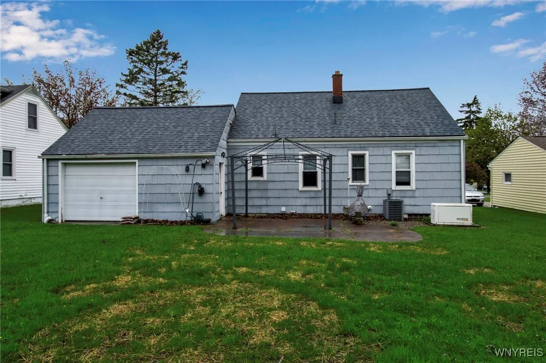 160 Bielak Road, Orchard Park, New York 14127, Orchard Park, New York 14127, 3 Bedrooms Bedrooms, 7 Rooms Rooms,1 BathroomBathrooms,Residential,Closed,160 Bielak Road, Orchard Park, New York 14127,B1604585
