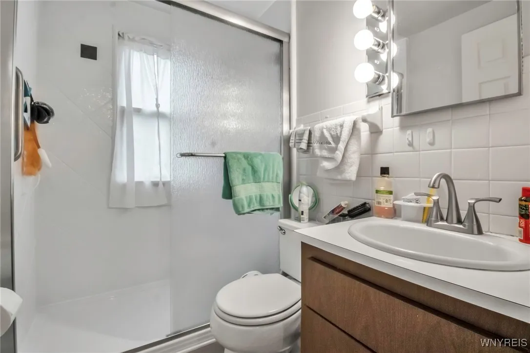 160 Bielak Road, Orchard Park, New York 14127, Orchard Park, New York 14127, 3 Bedrooms Bedrooms, 7 Rooms Rooms,1 BathroomBathrooms,Residential,Closed,160 Bielak Road, Orchard Park, New York 14127,B1604585