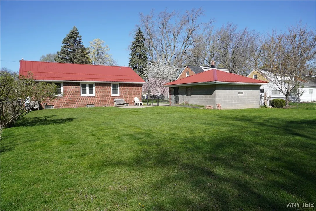 117 Willowdale Drive, West Seneca, New York 14224, West Seneca, New York 14224, 3 Bedrooms Bedrooms, 5 Rooms Rooms,2 BathroomsBathrooms,Residential,Closed,117 Willowdale Drive, West Seneca, New York 14224,0,B1603650