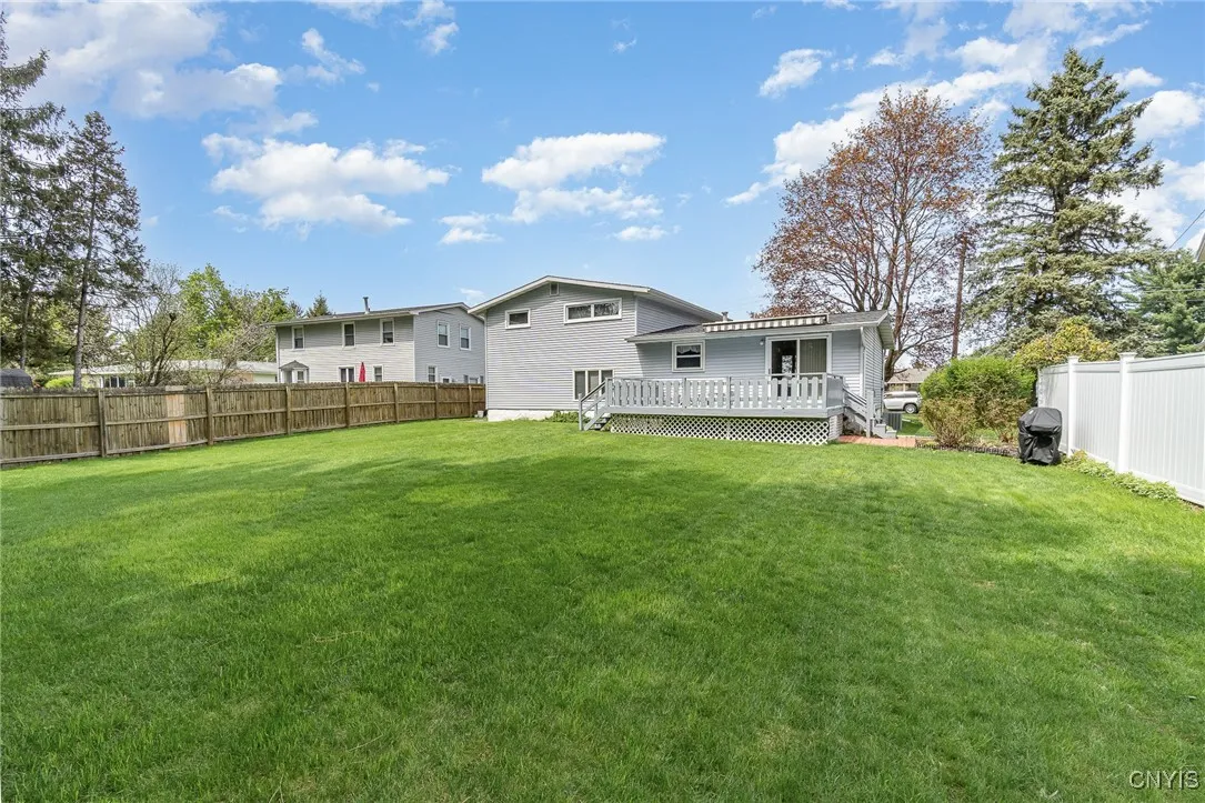 111 Simmons Terrace, Camillus, New York 13219, Camillus, New York 13219, 3 Bedrooms Bedrooms, 8 Rooms Rooms,1 BathroomBathrooms,Residential,Closed,111 Simmons Terrace, Camillus, New York 13219,0,S1603997