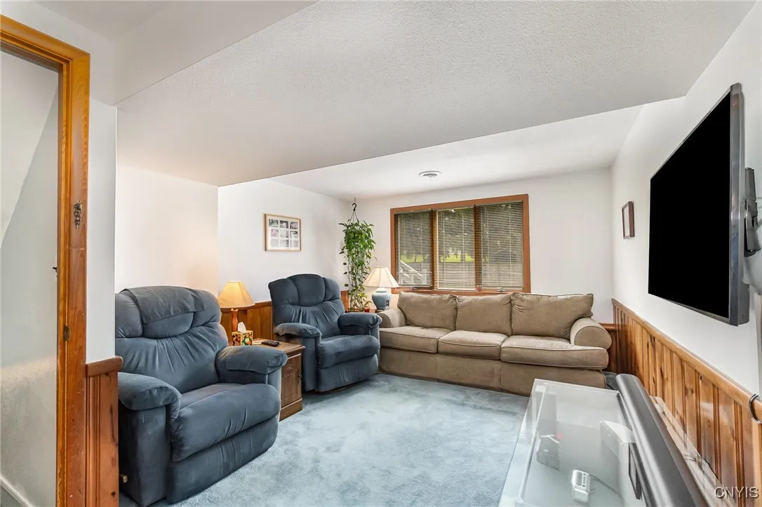 111 Simmons Terrace, Camillus, New York 13219, Camillus, New York 13219, 3 Bedrooms Bedrooms, 8 Rooms Rooms,1 BathroomBathrooms,Residential,Closed,111 Simmons Terrace, Camillus, New York 13219,0,S1603997