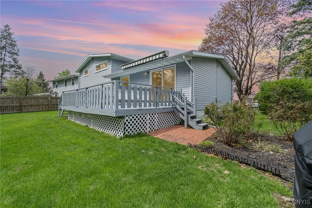 111 Simmons Terrace, Camillus, New York 13219, Camillus, New York 13219, 3 Bedrooms Bedrooms, 8 Rooms Rooms,1 BathroomBathrooms,Residential,Closed,111 Simmons Terrace, Camillus, New York 13219,0,S1603997