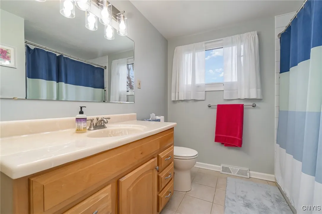 111 Simmons Terrace, Camillus, New York 13219, Camillus, New York 13219, 3 Bedrooms Bedrooms, 8 Rooms Rooms,1 BathroomBathrooms,Residential,Closed,111 Simmons Terrace, Camillus, New York 13219,0,S1603997