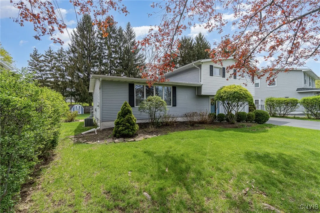 111 Simmons Terrace, Camillus, New York 13219, Camillus, New York 13219, 3 Bedrooms Bedrooms, 8 Rooms Rooms,1 BathroomBathrooms,Residential,Closed,111 Simmons Terrace, Camillus, New York 13219,0,S1603997