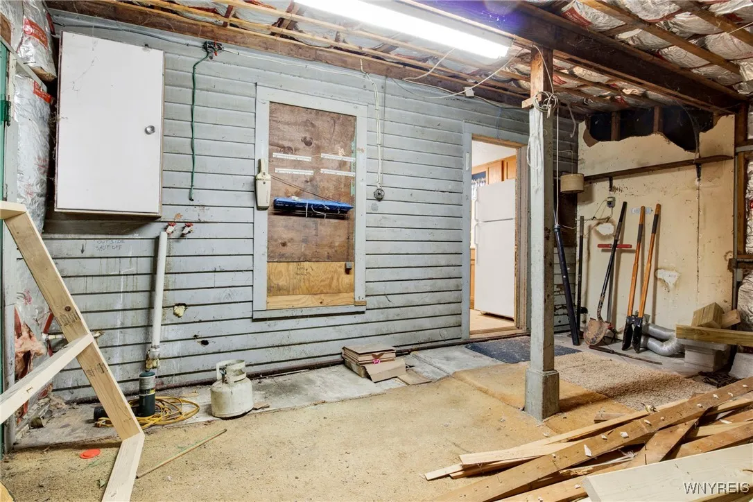 256 North Transit Street, Lockport-city, New York, Lockport City, New York 14094, 4 Bedrooms Bedrooms, 9 Rooms Rooms,1 BathroomBathrooms,Residential,Closed,256 North Transit Street, Lockport-city, New York ,0,B1604877