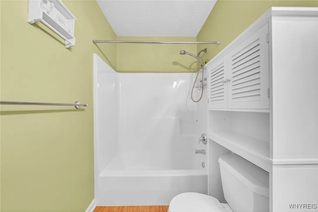 48 Rushford Hollow Drive, Cheektowaga, New York 14, Cheektowaga, New York 14227, 2 Bedrooms Bedrooms, 7 Rooms Rooms,2 BathroomsBathrooms,Residential,Closed,48 Rushford Hollow Drive, Cheektowaga, New York 14,0,B1604167