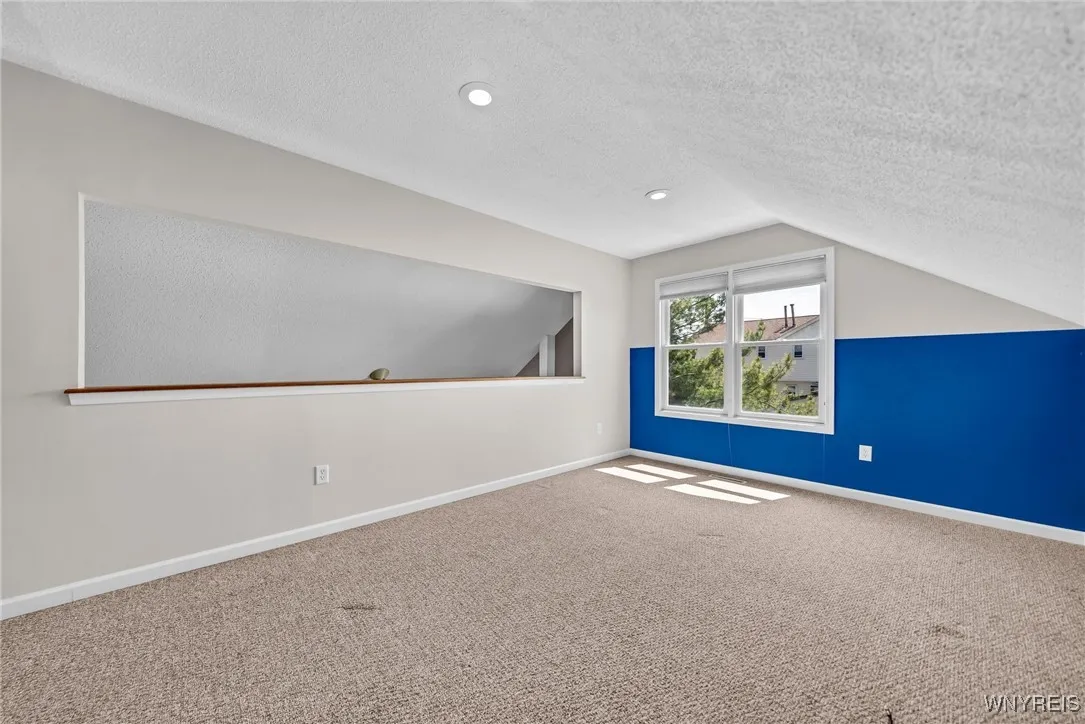 48 Rushford Hollow Drive, Cheektowaga, New York 14, Cheektowaga, New York 14227, 2 Bedrooms Bedrooms, 7 Rooms Rooms,2 BathroomsBathrooms,Residential,Closed,48 Rushford Hollow Drive, Cheektowaga, New York 14,0,B1604167