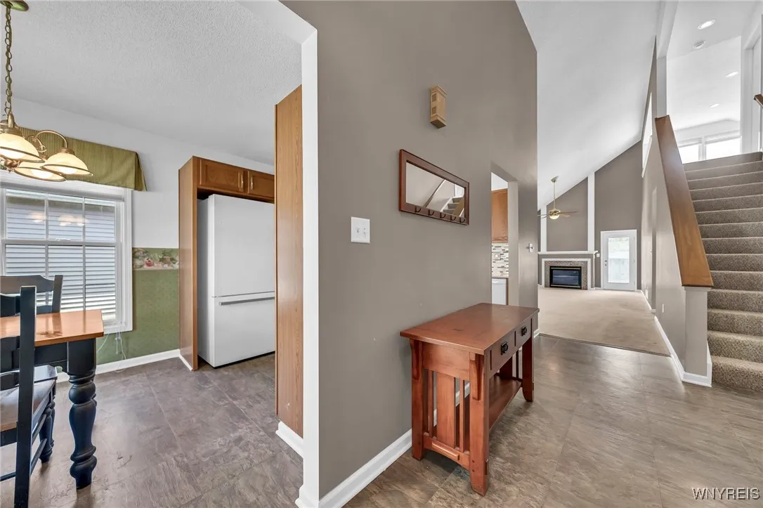 48 Rushford Hollow Drive, Cheektowaga, New York 14, Cheektowaga, New York 14227, 2 Bedrooms Bedrooms, 7 Rooms Rooms,2 BathroomsBathrooms,Residential,Closed,48 Rushford Hollow Drive, Cheektowaga, New York 14,0,B1604167