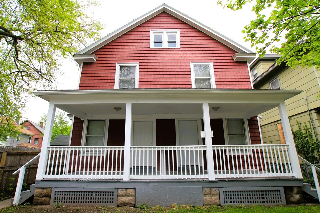 122 Kingston Street 120, Rochester, New York 14609, Rochester, New York 14609, 6 Bedrooms Bedrooms, ,2 BathroomsBathrooms,Residential,Closed,122 Kingston Street 120, Rochester, New York 14609,0,R1604884