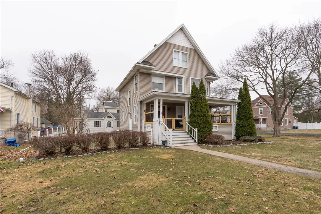 20 West Elisha Street, Waterloo, New York 13165, Waterloo, New York 13165, 3 Bedrooms Bedrooms, 8 Rooms Rooms,1 BathroomBathrooms,Residential Lease,For Rent,20 West Elisha Street, Waterloo, New York 13165,R1604737