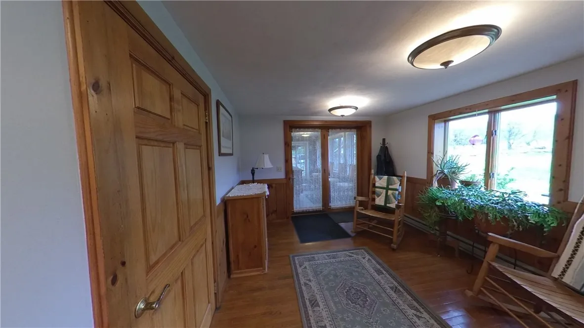 Sitting Room (Laundry Room to left)