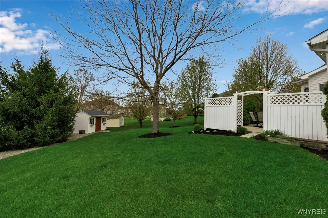 4787 John Michael Way, Hamburg, New York 14075, Hamburg, New York 14075, 3 Bedrooms Bedrooms, 7 Rooms Rooms,2 BathroomsBathrooms,Residential,Closed,4787 John Michael Way, Hamburg, New York 14075,B1604963