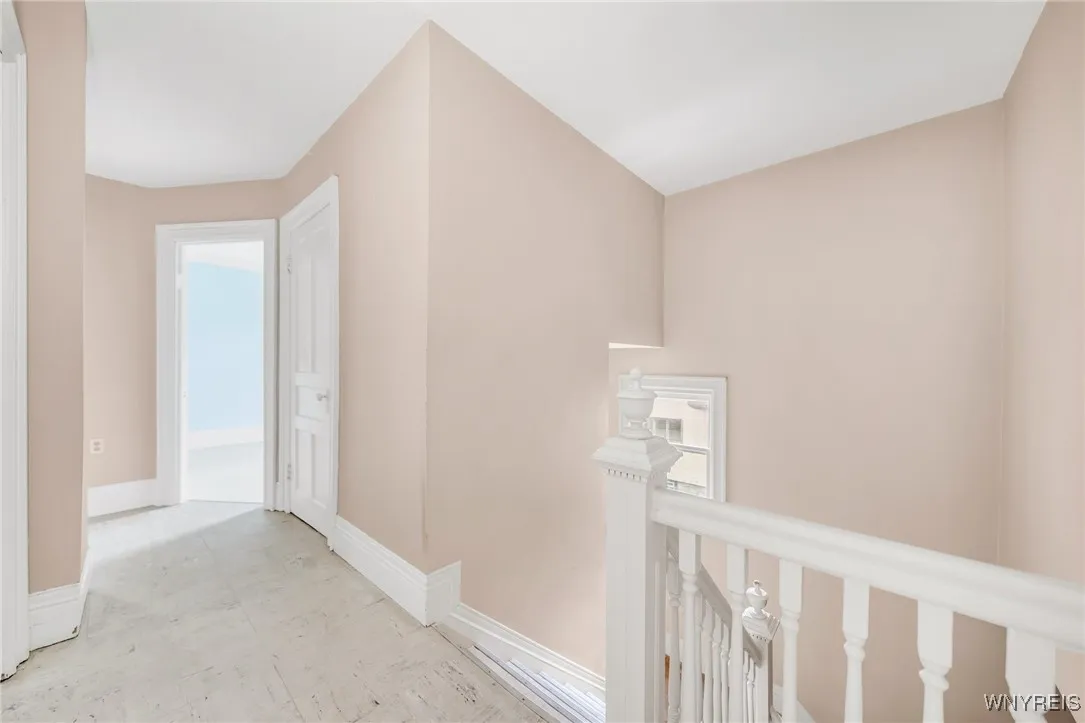 178 Lockwood Avenue, Buffalo, New York 14220, Buffalo, New York 14220, 4 Bedrooms Bedrooms, 7 Rooms Rooms,1 BathroomBathrooms,Residential,Closed,178 Lockwood Avenue, Buffalo, New York 14220,B1604716