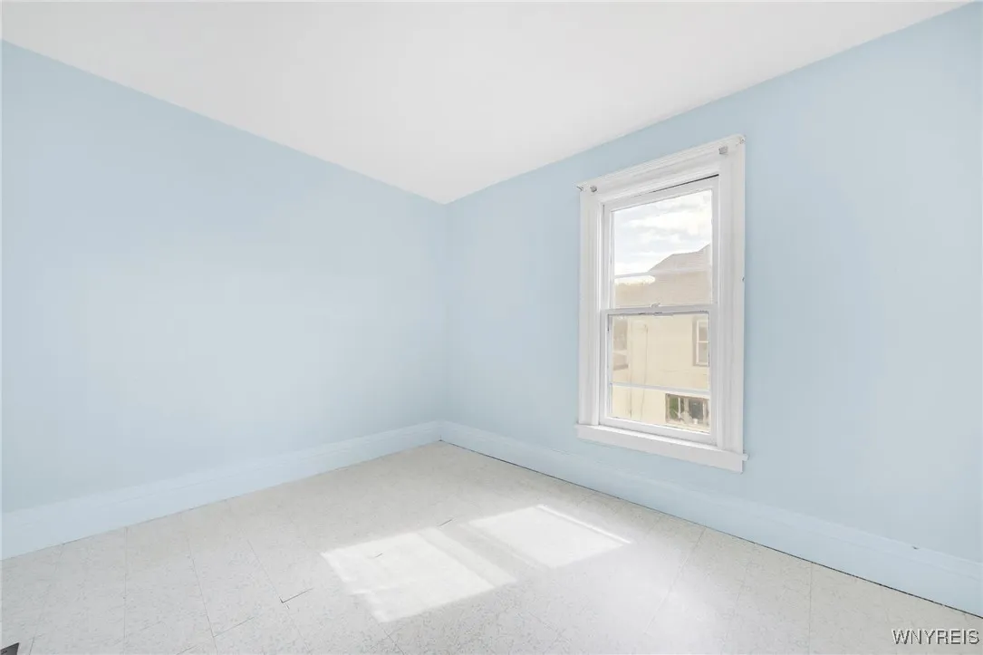 178 Lockwood Avenue, Buffalo, New York 14220, Buffalo, New York 14220, 4 Bedrooms Bedrooms, 7 Rooms Rooms,1 BathroomBathrooms,Residential,Closed,178 Lockwood Avenue, Buffalo, New York 14220,B1604716