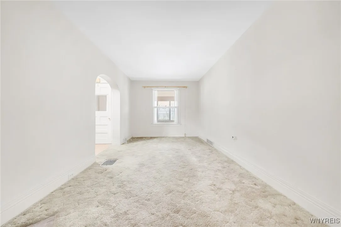 178 Lockwood Avenue, Buffalo, New York 14220, Buffalo, New York 14220, 4 Bedrooms Bedrooms, 7 Rooms Rooms,1 BathroomBathrooms,Residential,Closed,178 Lockwood Avenue, Buffalo, New York 14220,B1604716