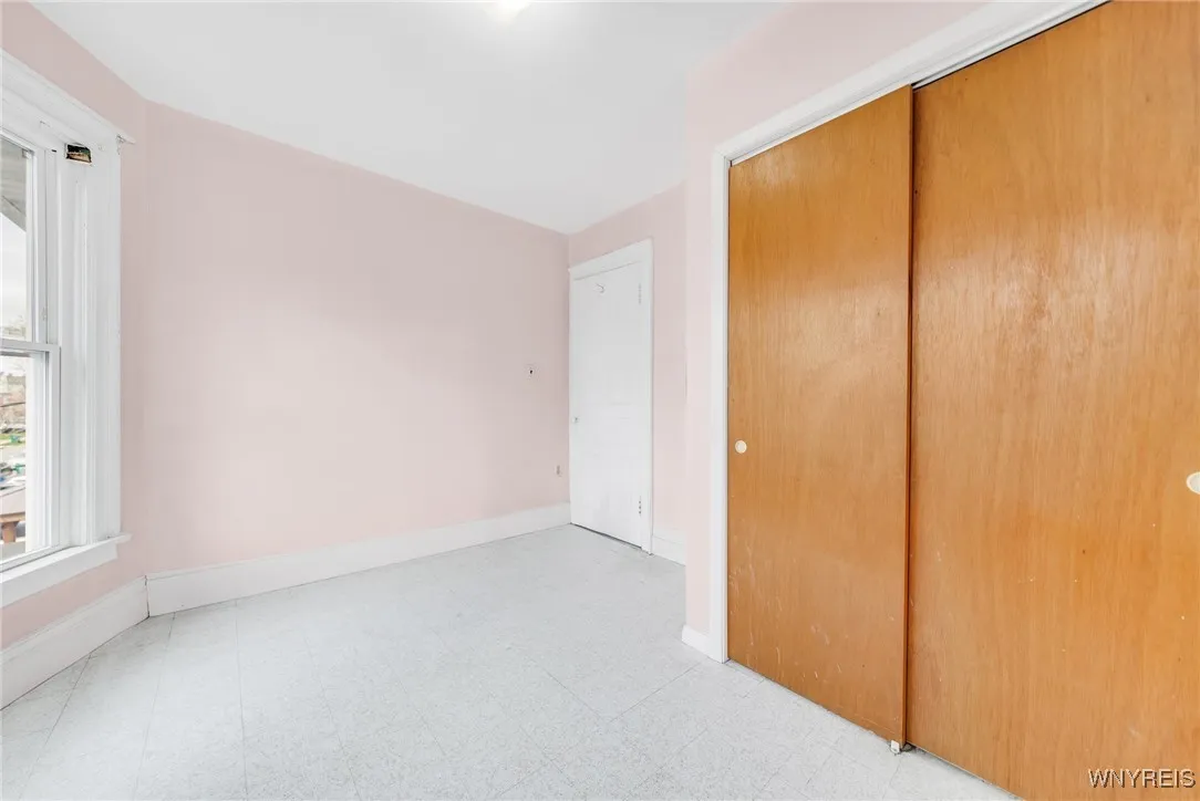 178 Lockwood Avenue, Buffalo, New York 14220, Buffalo, New York 14220, 4 Bedrooms Bedrooms, 7 Rooms Rooms,1 BathroomBathrooms,Residential,Closed,178 Lockwood Avenue, Buffalo, New York 14220,B1604716
