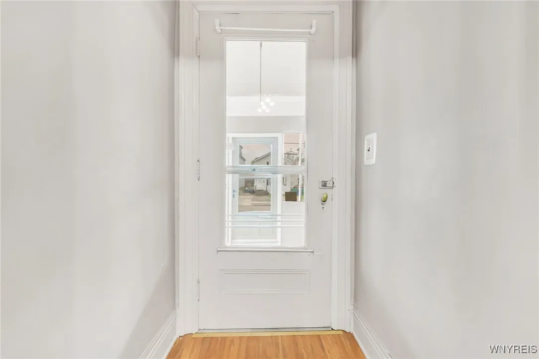 178 Lockwood Avenue, Buffalo, New York 14220, Buffalo, New York 14220, 4 Bedrooms Bedrooms, 7 Rooms Rooms,1 BathroomBathrooms,Residential,Closed,178 Lockwood Avenue, Buffalo, New York 14220,B1604716