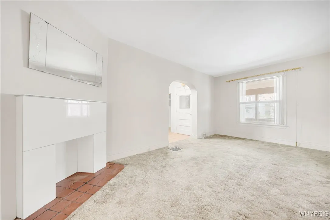 178 Lockwood Avenue, Buffalo, New York 14220, Buffalo, New York 14220, 4 Bedrooms Bedrooms, 7 Rooms Rooms,1 BathroomBathrooms,Residential,Closed,178 Lockwood Avenue, Buffalo, New York 14220,B1604716