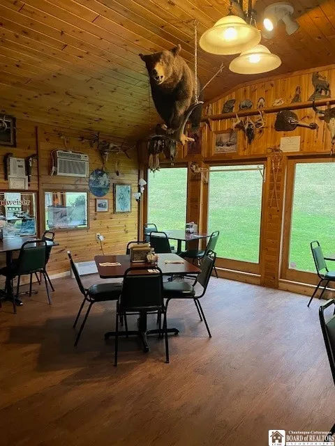 Additional room for private parties