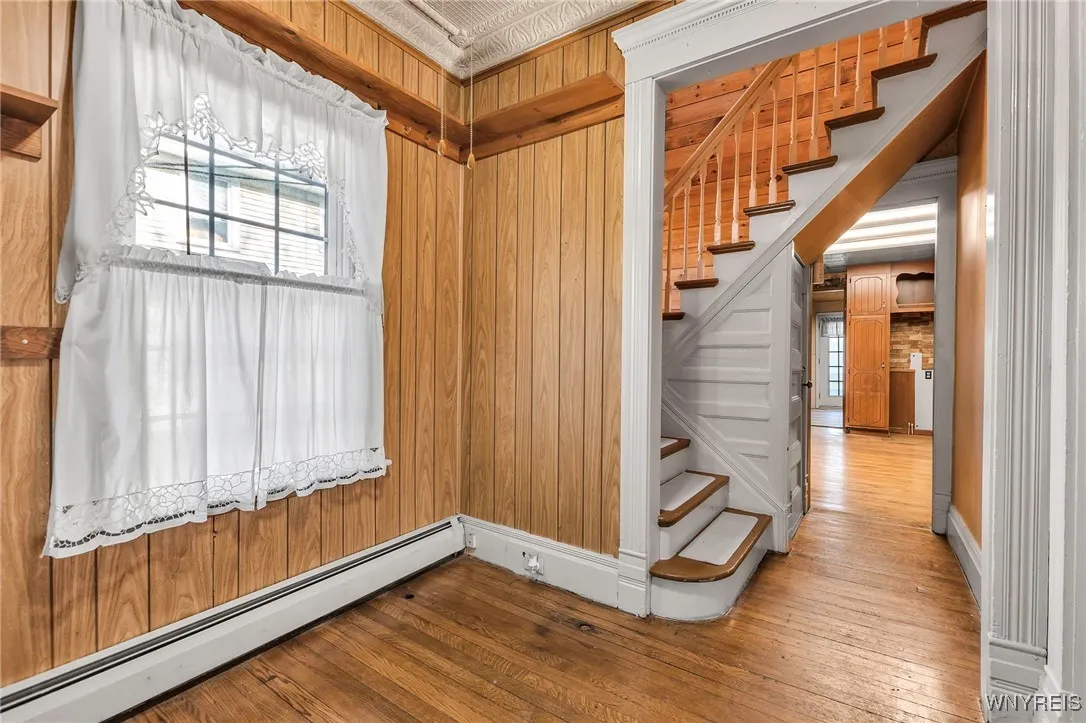 614 West Center Street, Ridgeway, New York 14103, Ridgeway, New York 14103, 3 Bedrooms Bedrooms, 7 Rooms Rooms,1 BathroomBathrooms,Residential,For Sale,614 West Center Street, Ridgeway, New York 14103,0,B1604761
