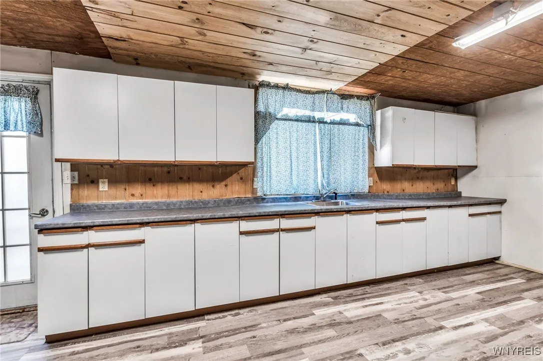 614 West Center Street, Ridgeway, New York 14103, Ridgeway, New York 14103, 3 Bedrooms Bedrooms, 7 Rooms Rooms,1 BathroomBathrooms,Residential,For Sale,614 West Center Street, Ridgeway, New York 14103,0,B1604761