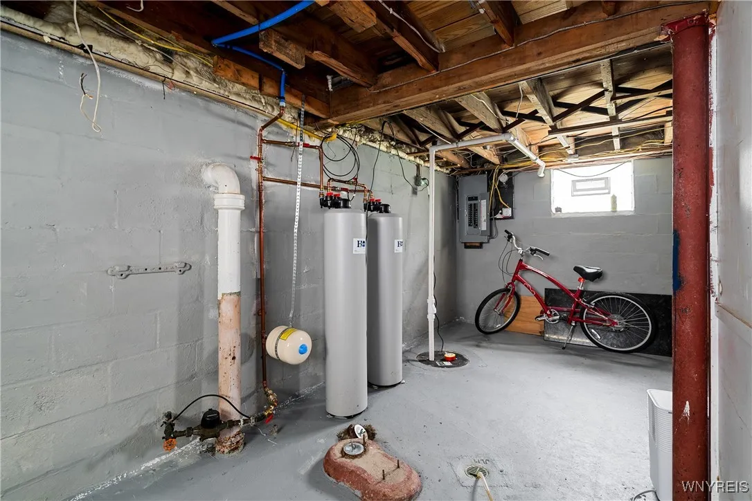 71 Klaum Avenue, North Tonawanda, New York 14120, North Tonawanda, New York 14120, 4 Bedrooms Bedrooms, 10 Rooms Rooms,2 BathroomsBathrooms,Residential,Closed,71 Klaum Avenue, North Tonawanda, New York 14120,0,B1604574