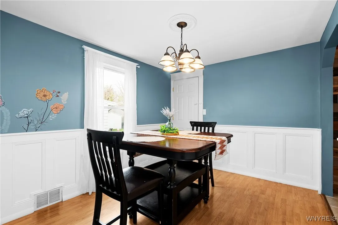 71 Klaum Avenue, North Tonawanda, New York 14120, North Tonawanda, New York 14120, 4 Bedrooms Bedrooms, 10 Rooms Rooms,2 BathroomsBathrooms,Residential,Closed,71 Klaum Avenue, North Tonawanda, New York 14120,0,B1604574