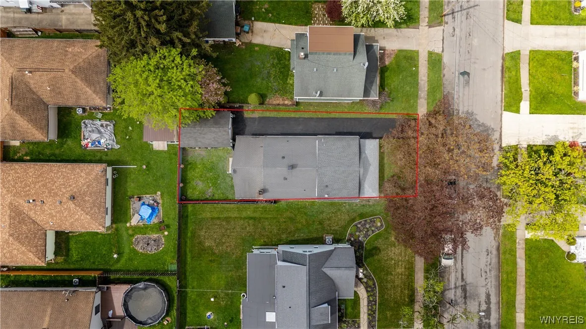 71 Klaum Avenue, North Tonawanda, New York 14120, North Tonawanda, New York 14120, 4 Bedrooms Bedrooms, 10 Rooms Rooms,2 BathroomsBathrooms,Residential,Closed,71 Klaum Avenue, North Tonawanda, New York 14120,0,B1604574